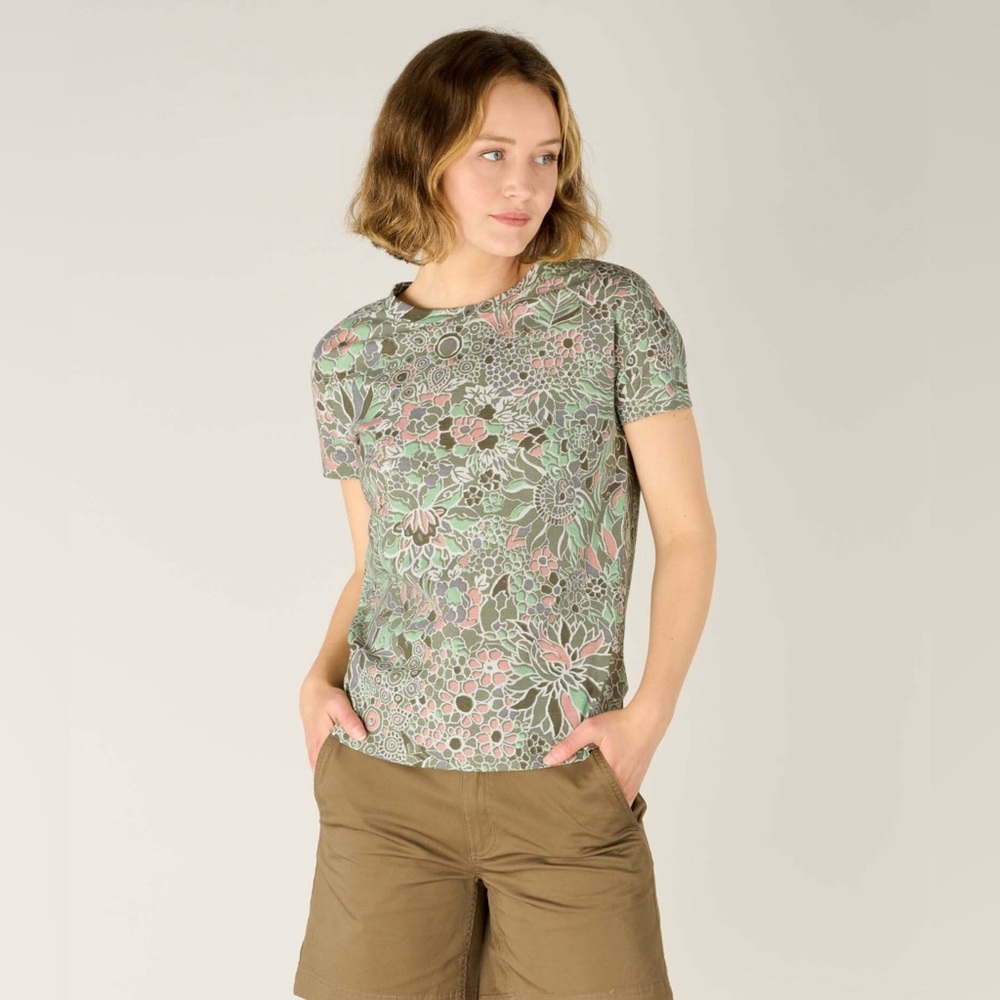 Sherpa Adventure Gear Varuna Short Sleeve Crew Tee Thyme Phula Print